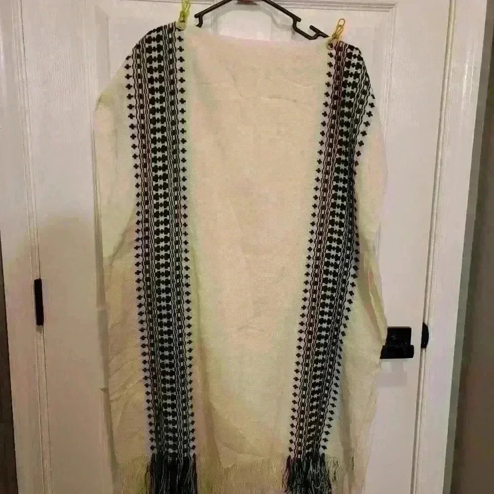 American Eagle scarf - Picture 3 of 4